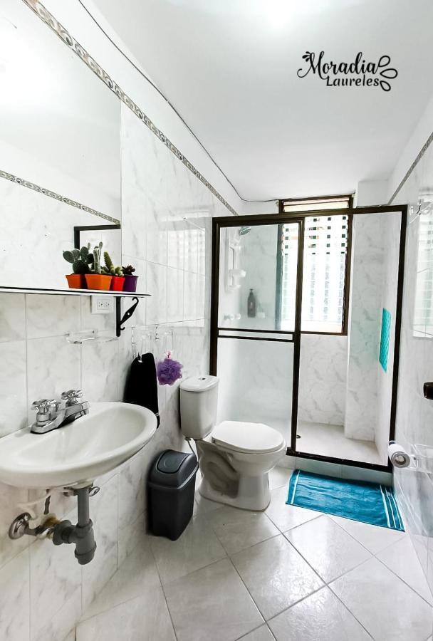 Moradia Laureles Medellin Apartment Bagian luar foto