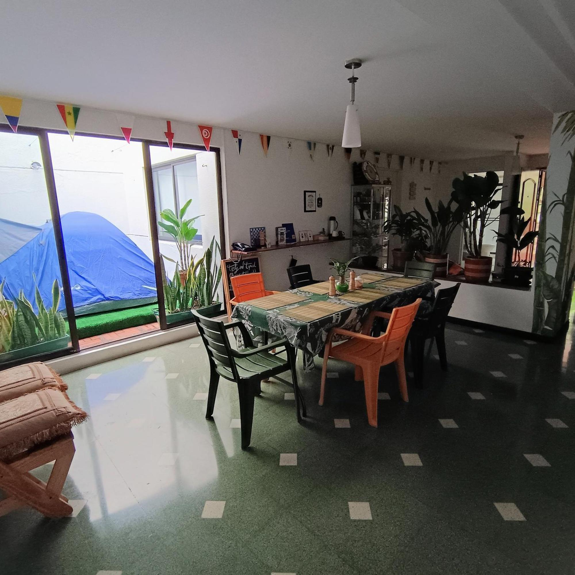Moradia Laureles Medellin Apartment Bagian luar foto