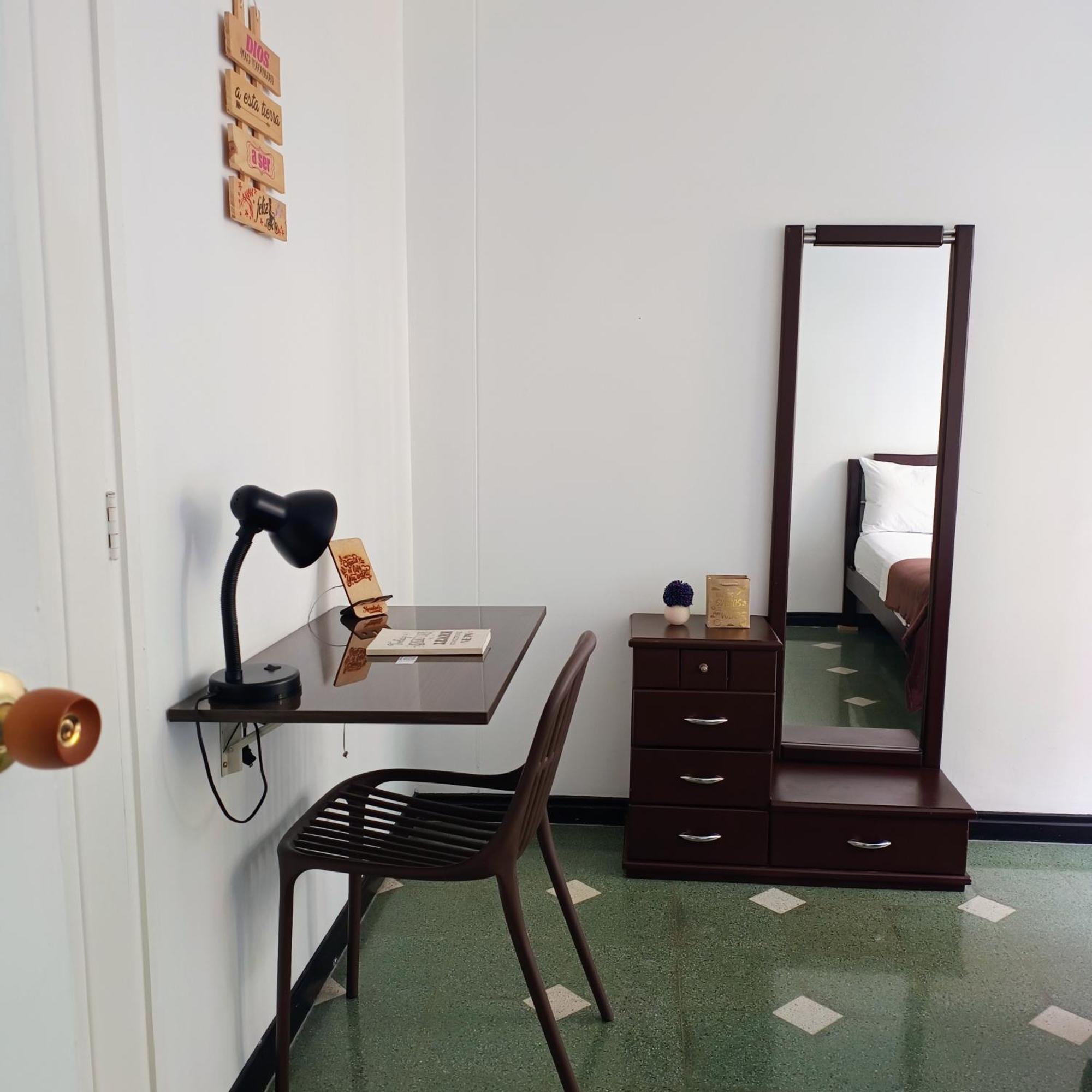 Moradia Laureles Medellin Apartment Bagian luar foto